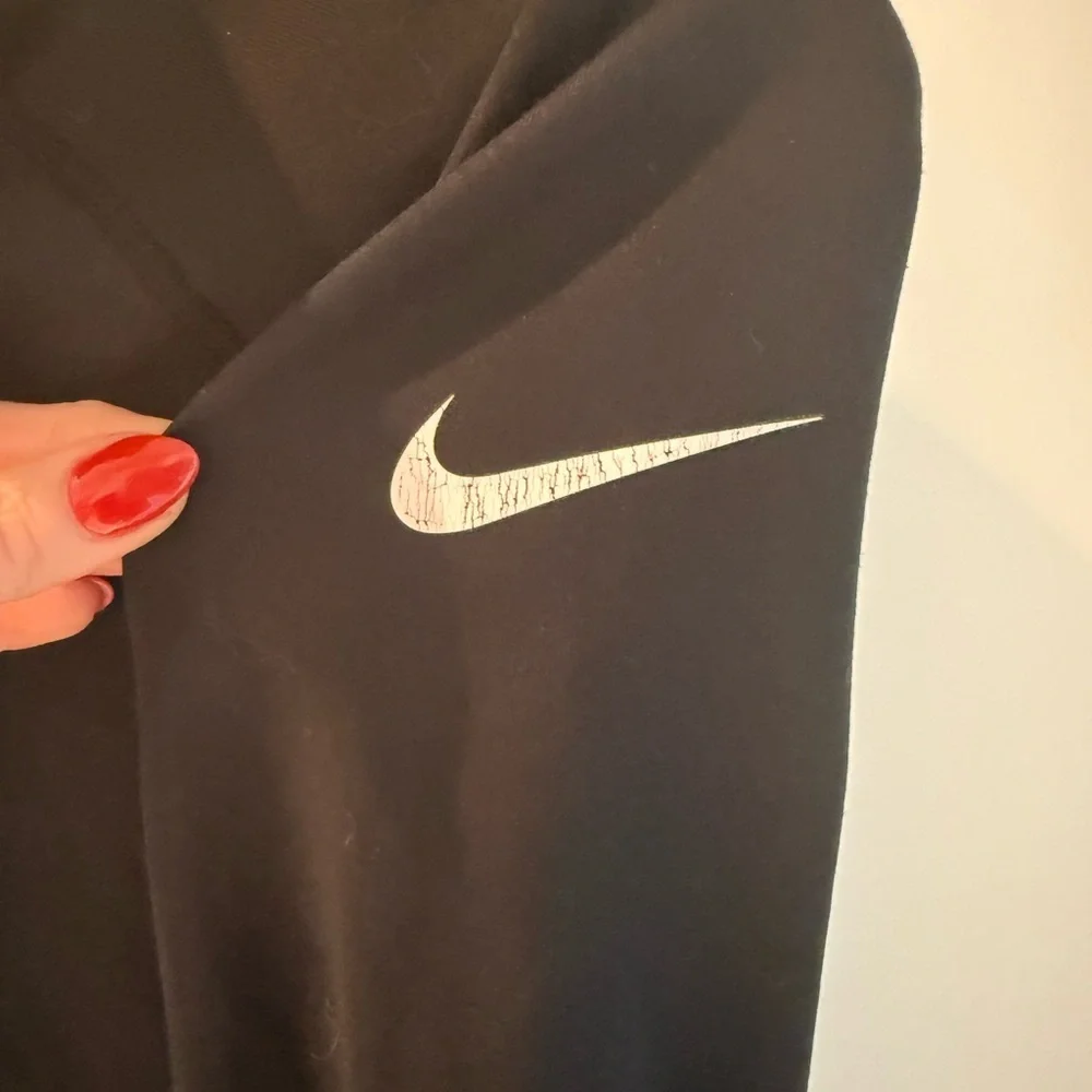 Nike Long Sleeve Pullover half zip Dri-fit running